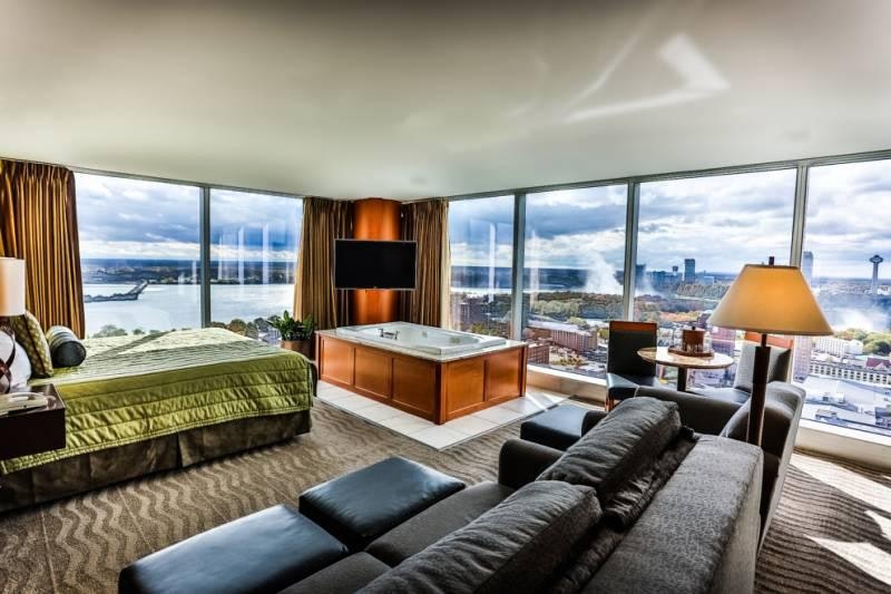 10 Best Hotels in Niagara Falls (Depending on Your Needs) | Niagara